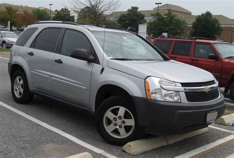 2005 Chevrolet Equinox LS - 4dr SUV 3.4L V6 AWD auto