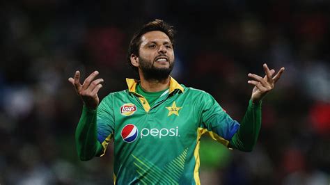 Pakistan captain Afridi reconsidering retirement plan - News | Khaleej ...