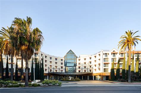 LOEWS SANTA MONICA BEACH HOTEL - Updated 2023 Prices & Reviews (CA)