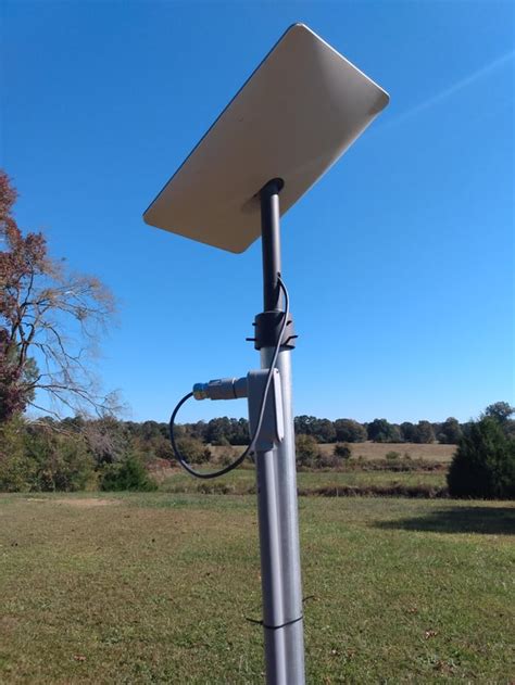 More pole mount installation photos. : r/Starlink