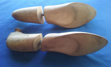 Vintage Men's Wooden Shoe Stretchers Size 8 - Etsy