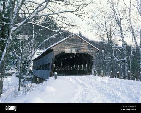 New hampshire covered bridge winter hi-res stock photography and images - Alamy