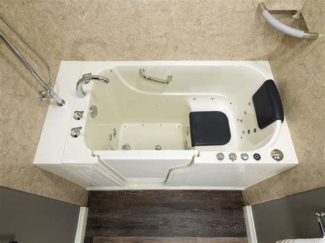 Jetted Bathtubs | BCI Walk-in Tubs