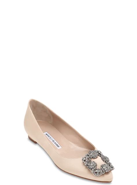 Manolo Blahnik - 10Mm Hangisi Silk Satin Flats - Champagne | ABOUT ICONS