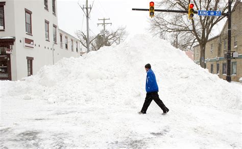 Pictures: Storm Jonas brings East Coast US and New York to standstill | Metro News