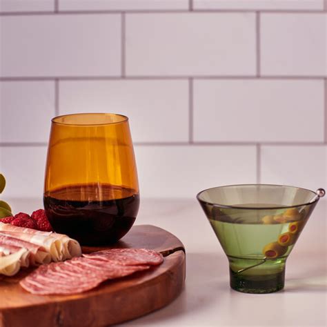 Tossware Reserve Go-To 16 oz. Amber Tritan™ Plastic Stemless Wine Glass ...