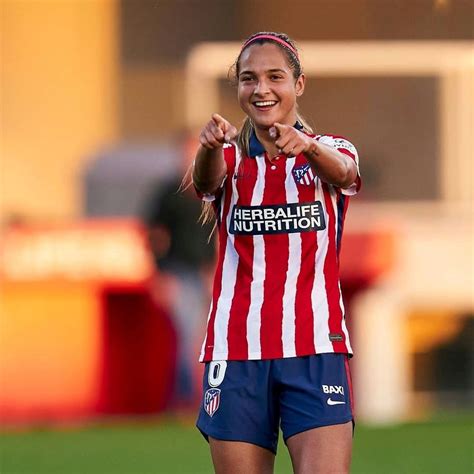 Deyna Castellanos aportó en goleada de su Atlético Madrid - SOLOVENEX