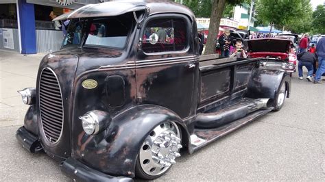 1938 Ford COE mid engine custom with air ride, dually Alcoa 10 lugs, and faux patina - YouTube