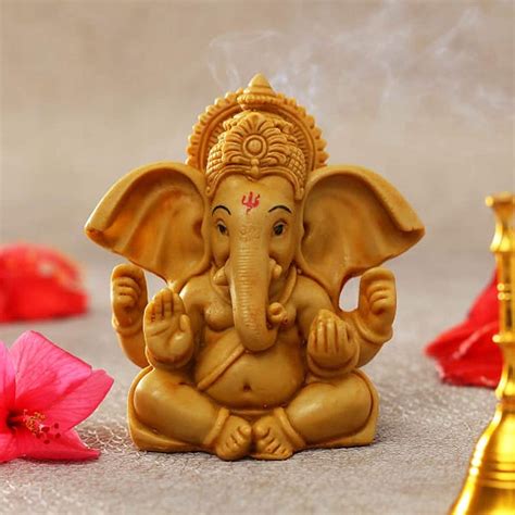 Handcrafted Yellow Ochre Ganesha Beautiful Lord Ganesha Car Dashboard Idol Figurine Showpiece ...