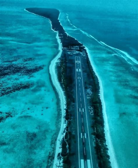 Agatti Airport in Lakshadweep, India : r/interestingasfuck