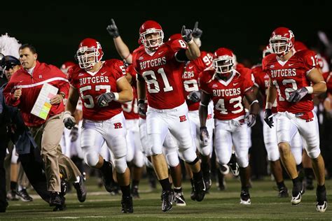 Rutgers drops new uniforms... that look like their old uniforms ...