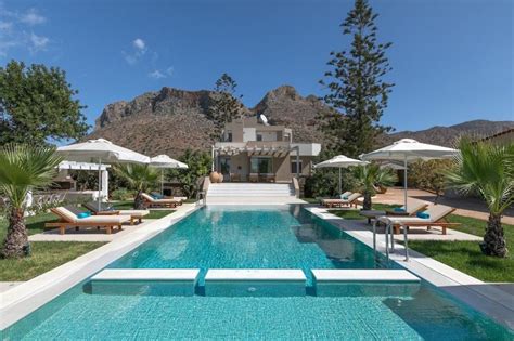 Best villa rentals for families in crete | Traveler by Unique