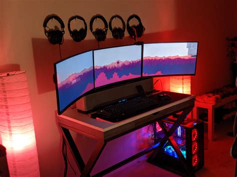 Looking to Buy New Headphones Gaming Room Setup, Computer Setup, Pc Setup, New Headphones, Home ...