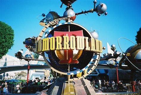 tomorrowland entrance at Disneyland | Tomorrowland entrance … | Flickr