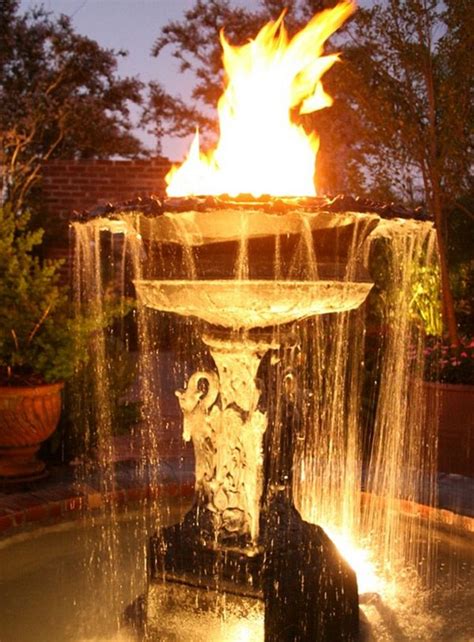 20 Fire Pit Designs for Your Gardens and Patios | Home Design Lover ...