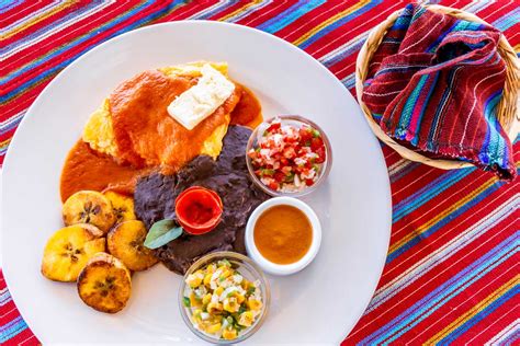 5 Guatemalan Breakfast Foods That'll Transport You to Central America