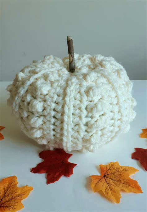 CHUNKY CROCHET PUMPKIN - Free Crochet Pattern ⋆ lulostitchco.com