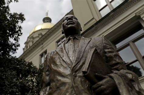 Boston Seeks A New Statue To Honor Martin Luther King Jr.'s Legacy ...