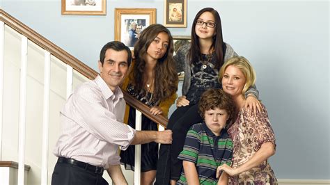 The Dunphy Family | Modern family, Modern family season 2, Watch modern family