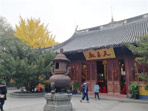 11 reasons why you should go to visit Longhua temple shanghai | Travel, Dining, Nightlife, Jobs ...