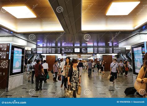 The Hakata Station at 2016 editorial photo. Image of track - 99698906