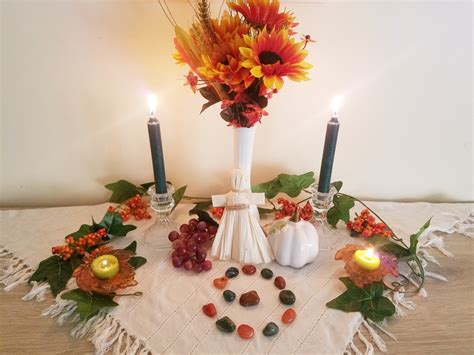 Flying the Hedge: Mabon Altar 2018