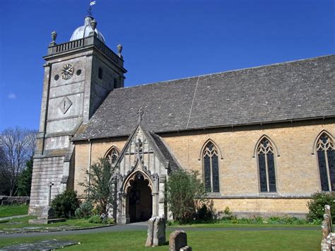 Church of St Lawrence, Bourton-on-the-Water, Gloucestershire - Photo ...