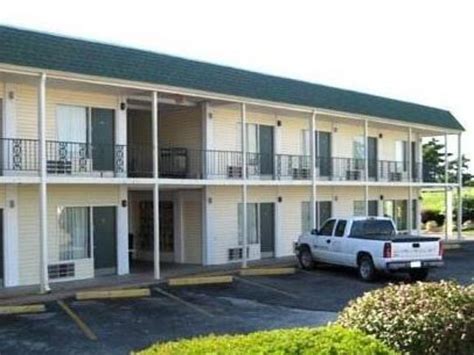 Plaza Inn Springfield Motel (Springfield (MO)) - Deals, Photos & Reviews