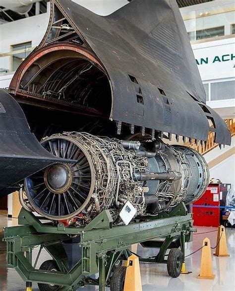 . SR-71 Blackbird Engine Credi | Lockheed sr 71, Lockheed sr-71 blackbird, Sr 71 blackbird