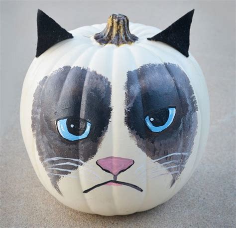 Grumpy Cat Painted Pumpkin | AllFreeHolidayCrafts.com