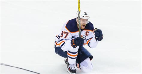 Oilers Fans Are Loving Connor McDavid's Latest Goal Celebration - The ...