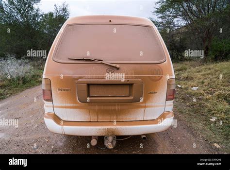 Dusty car hi-res stock photography and images - Alamy