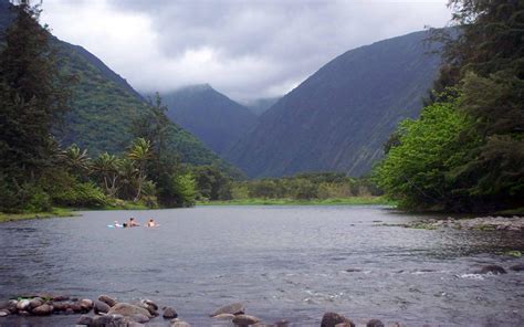 Waipio Valley, Big Island Hawaii - Hawaii Pictures