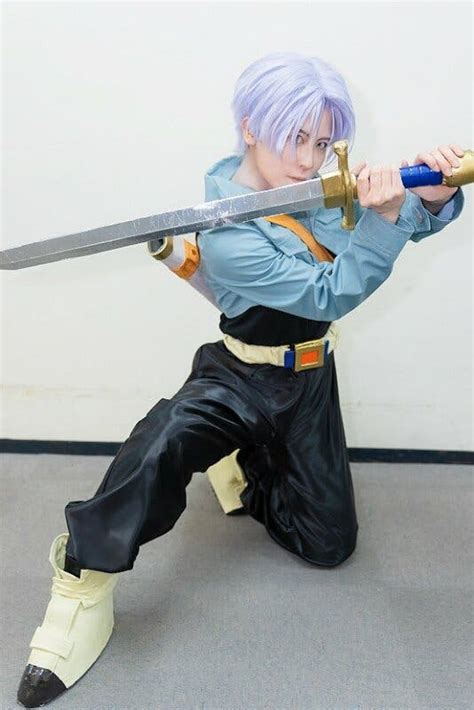 Dragon Ball: Trunks Arrives From The Future In This Superb Cosplay