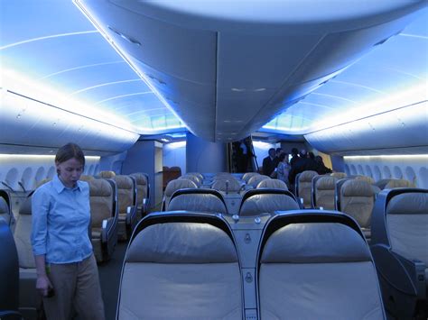 File:Interior Boeing 747-8I main deck.jpg - Wikimedia Commons