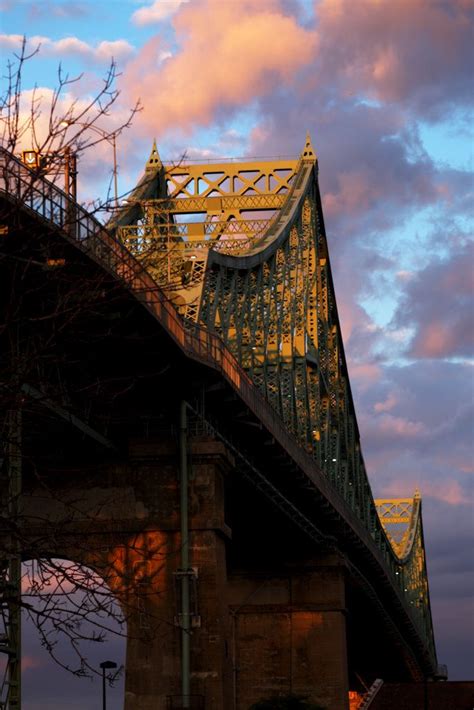 bridge jacques cartier | Jacques cartier, Bridge, Street scenes