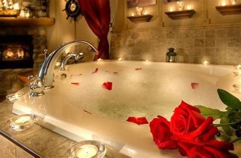 rose petals spa bath | A place I will stay a while | Pinterest