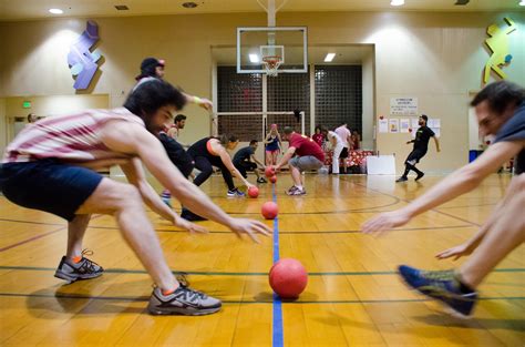 How to Play — Bend Dodgeball