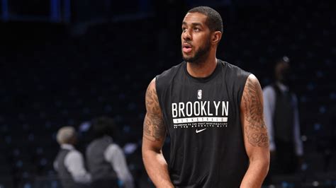 LaMarcus Aldridge cleared after heart concerns, re-signing with ...