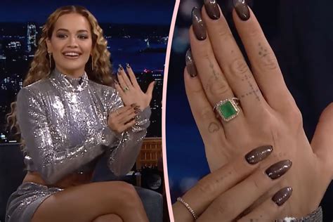 Rita Ora Debuts Emerald Wedding Ring For 1st Time After Secretly ...