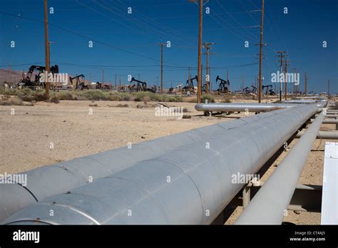 Taft, California - Natural gas pipeline in the oil and gas fields of ...