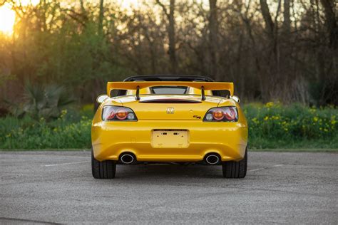 Rio Yellow Pearl 2008 Honda S2000 CR Is Auctioned With 1,300 Miles From ...