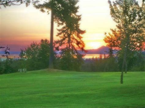 Peninsula Golf Club in Port Angeles, WA | Presented by BestOutings