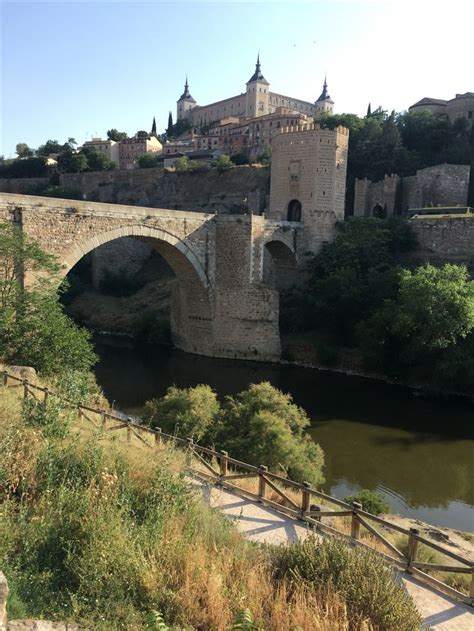 Alcantara Bridge, Toledo, Spain | Places worth visiting, Travel dreams, Trip