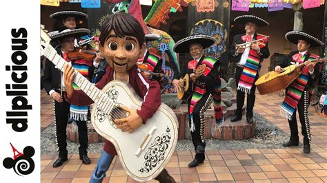 Meet and greet with MIGUEL from COCO and the Mariachis at Fuente del Oro in Disneyland Paris ...