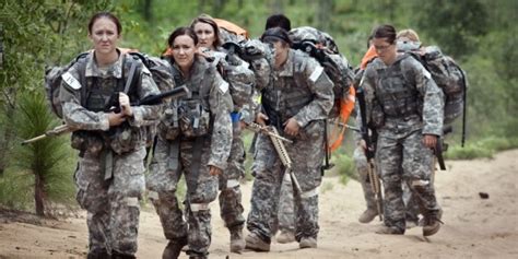 First Female Soldier In Decades Selected For Green Beret Training - Task & Purpose