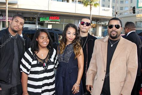 Ice Cube & Family – Stock Editorial Photo © Jean_Nelson #12947872