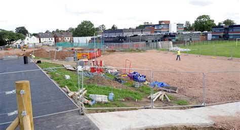 The new Maiden Erlegh School in East Reading opens - Berkshire Live