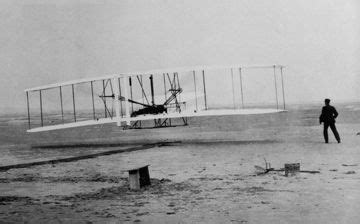 he world's first powered flight, 1903, captured by John T. Daniels ...