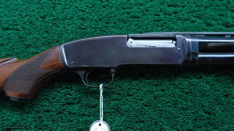 VERY RARE WINCHESTER MODEL 42 CHECKERED PISTOL GRIP VENT RIB 410 SHOTGUN